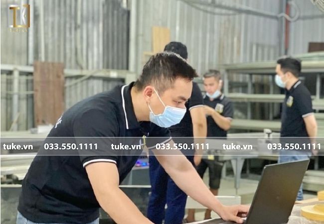 Tư vấn tủ gỗ chu đáo tận tâm