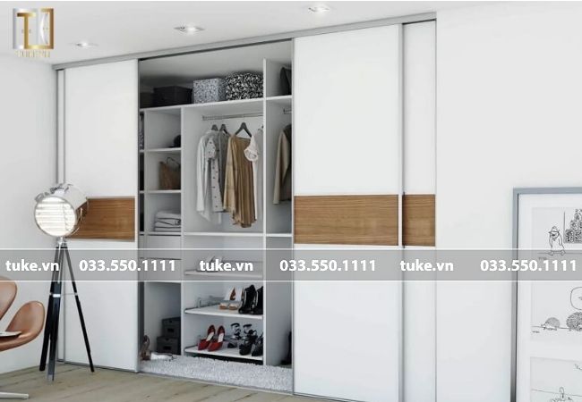 tủ quần áo âm tường