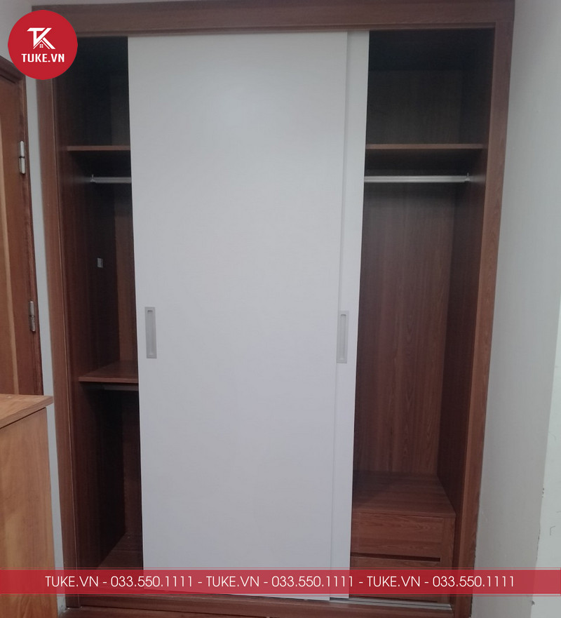 Mẫu tủ quần áo cửa lùa thiết kế đơn giản, bắt mắt