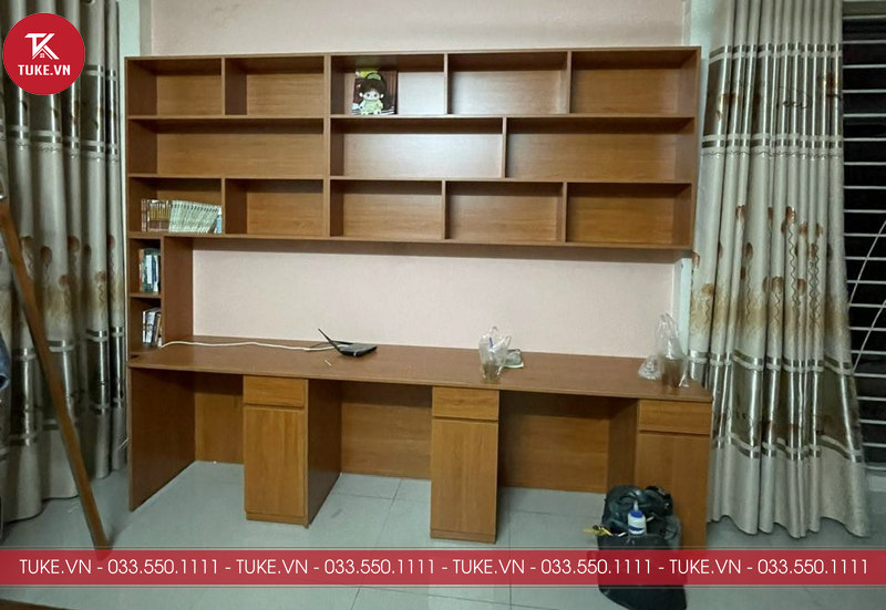 Tủ sách kèm bàn học