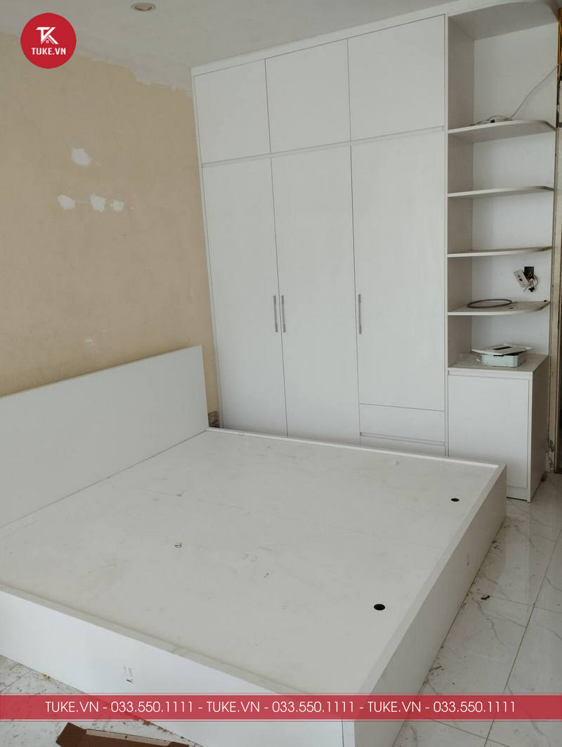 Giường ngủ đơn giản