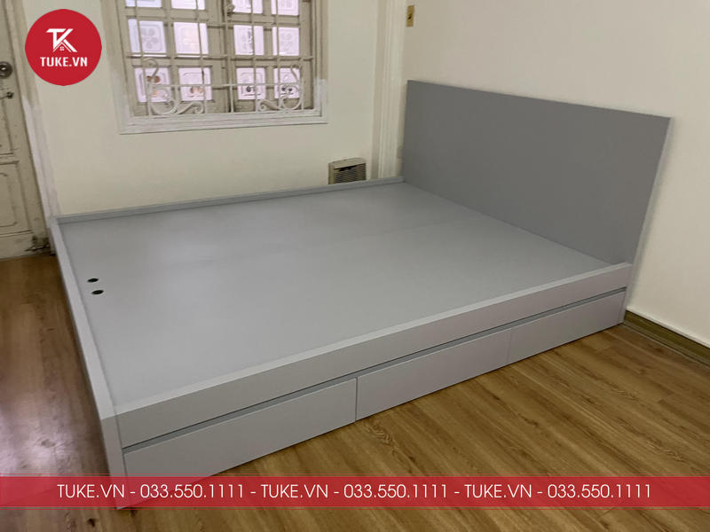 Giường ngủ đơn giản