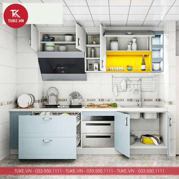 Tủ bếp có thiết kế tinh tế, đơn giản, đường nét thanh thoát